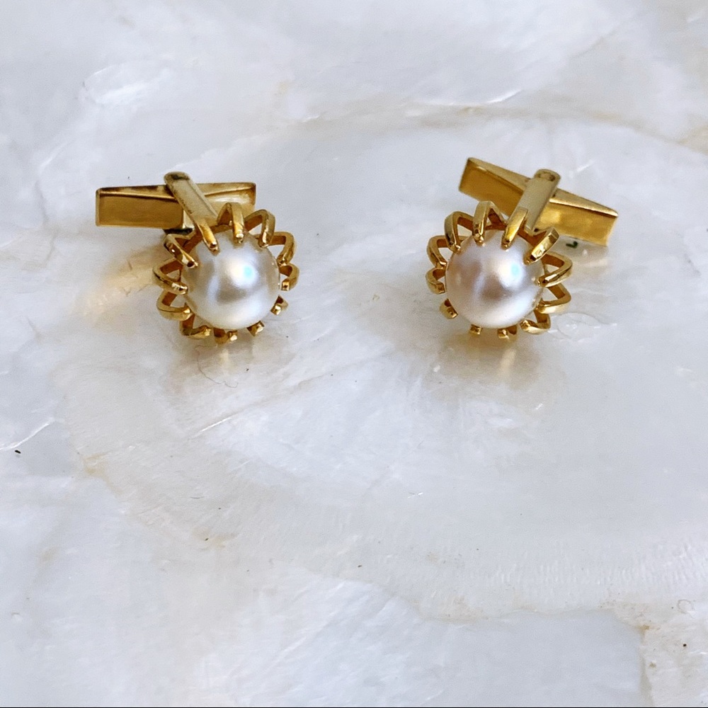 Vintage Faux Pearl Claw Gold Tone Cufflinks Unisex